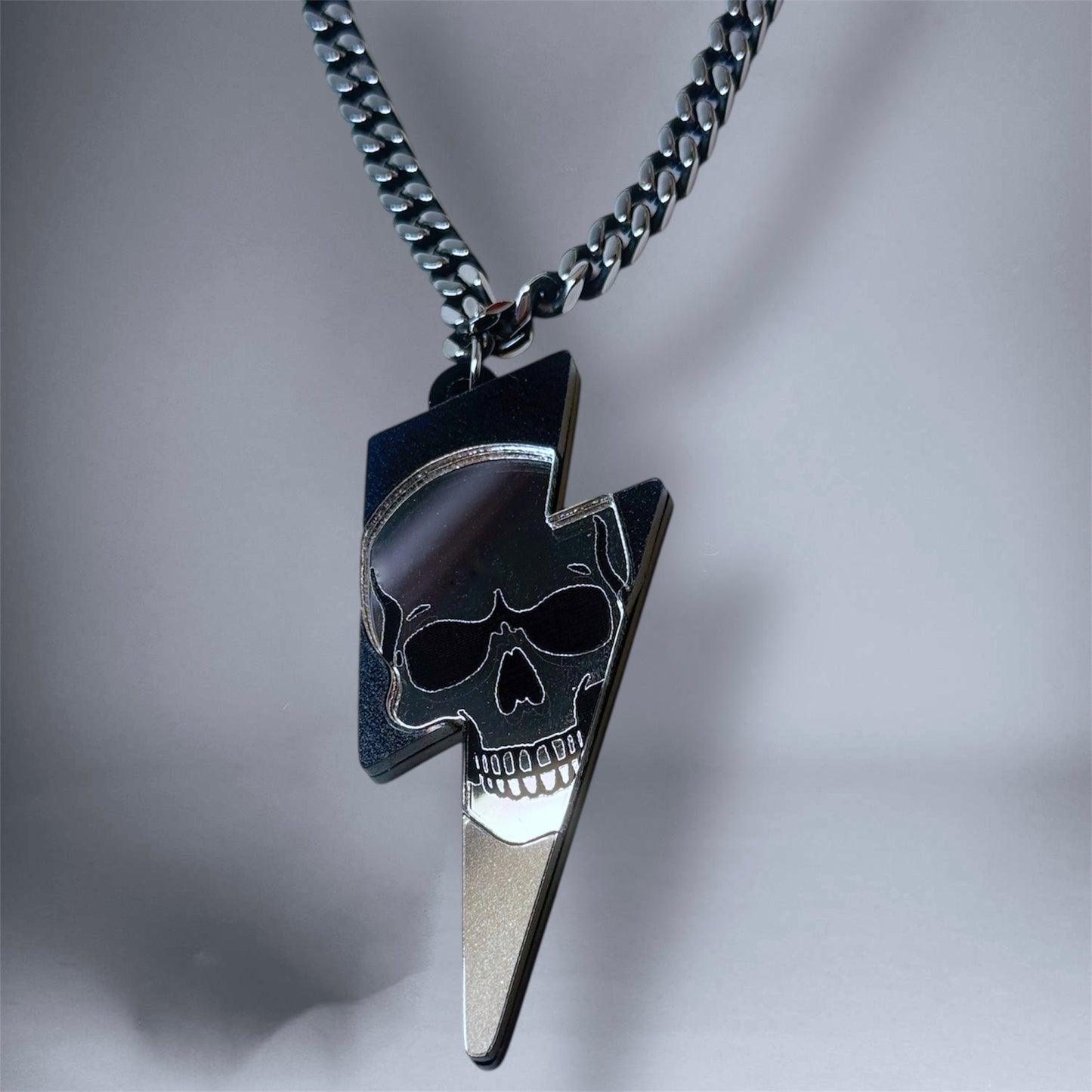 Colgante Rayo y Calavera