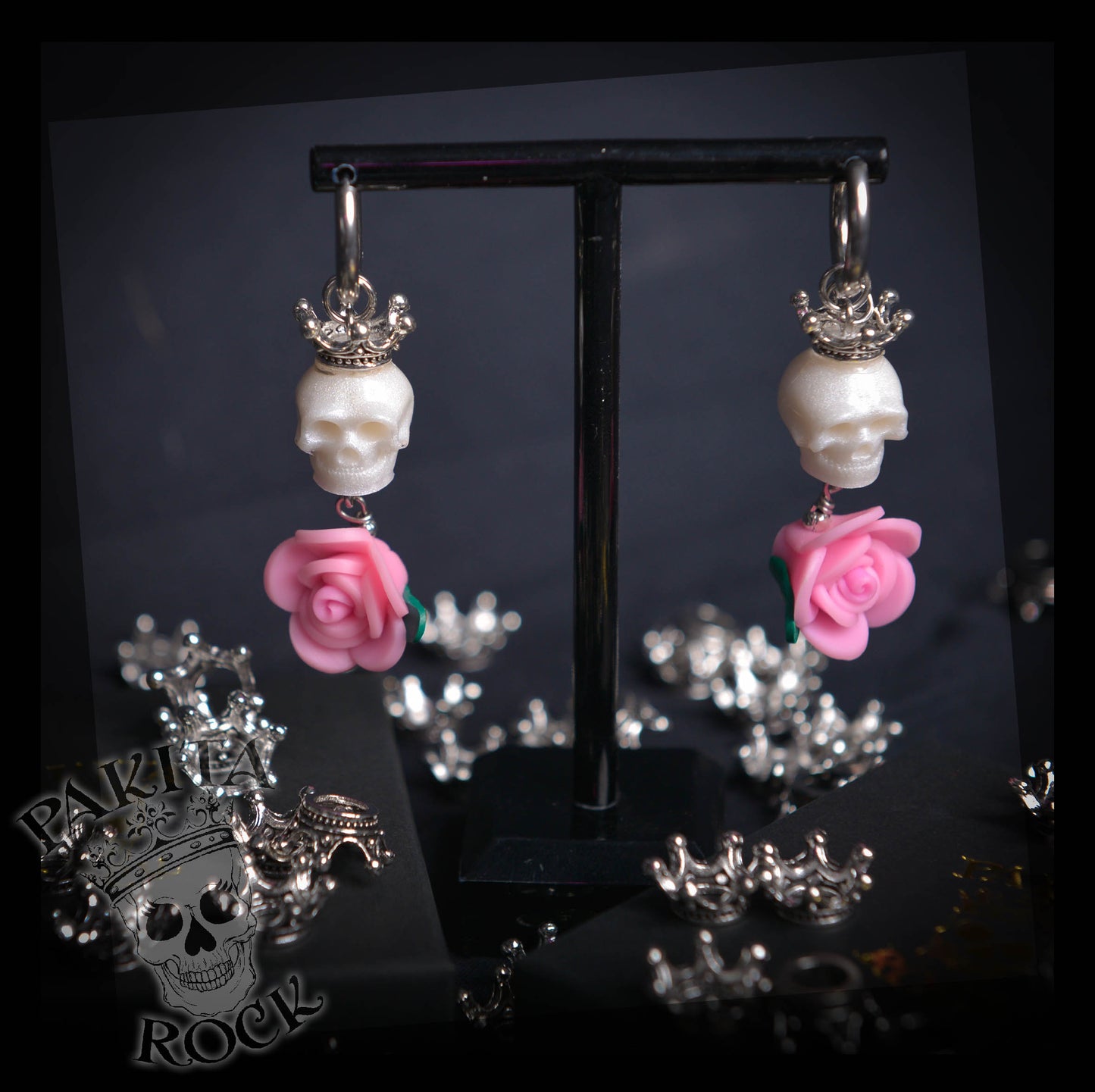 Miniskull & Pink Rose
